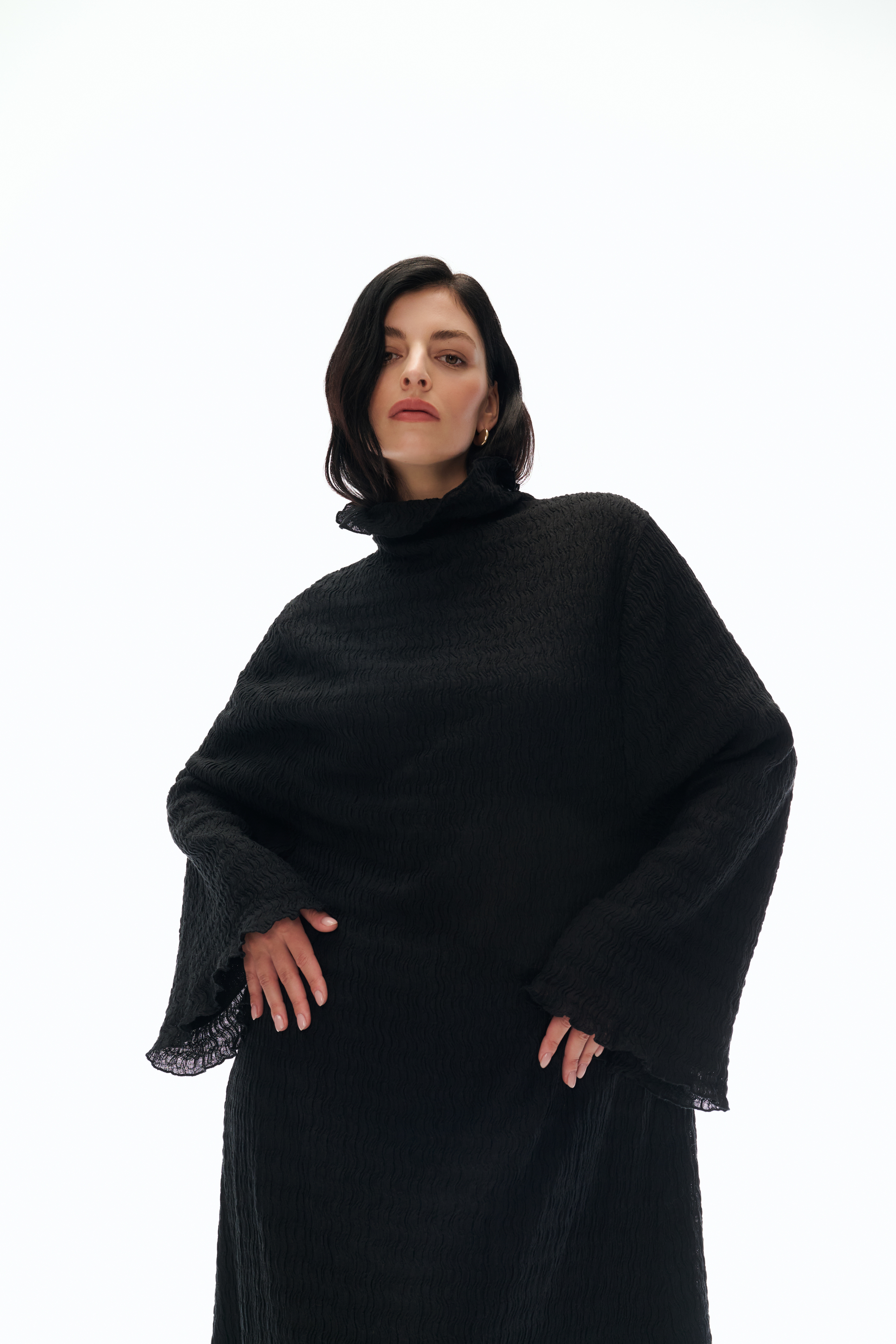 THE WOVEN DRESS NOIR